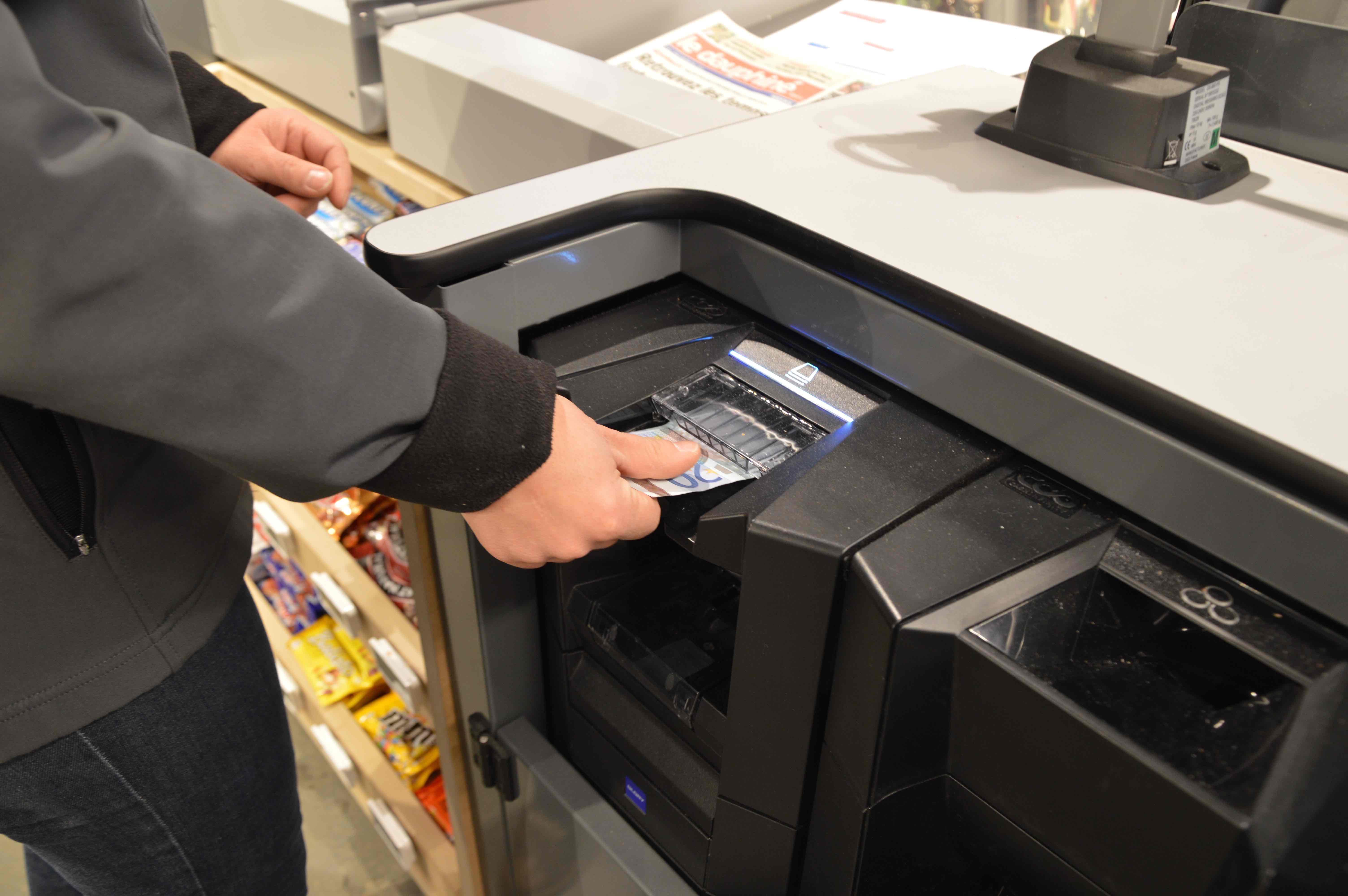 Nouvelles bornes d’encaissement automatique des espèces : facilité, simplicité et sécurité !